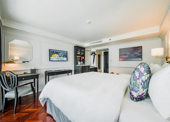 Akara Hotel 5*