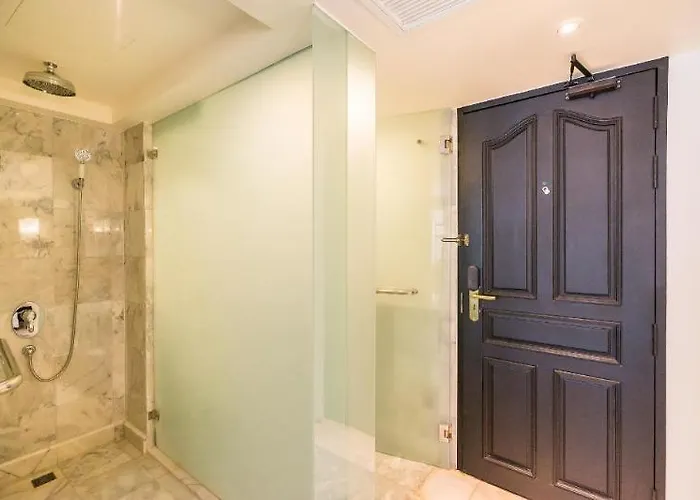 Hotel Akara 5*